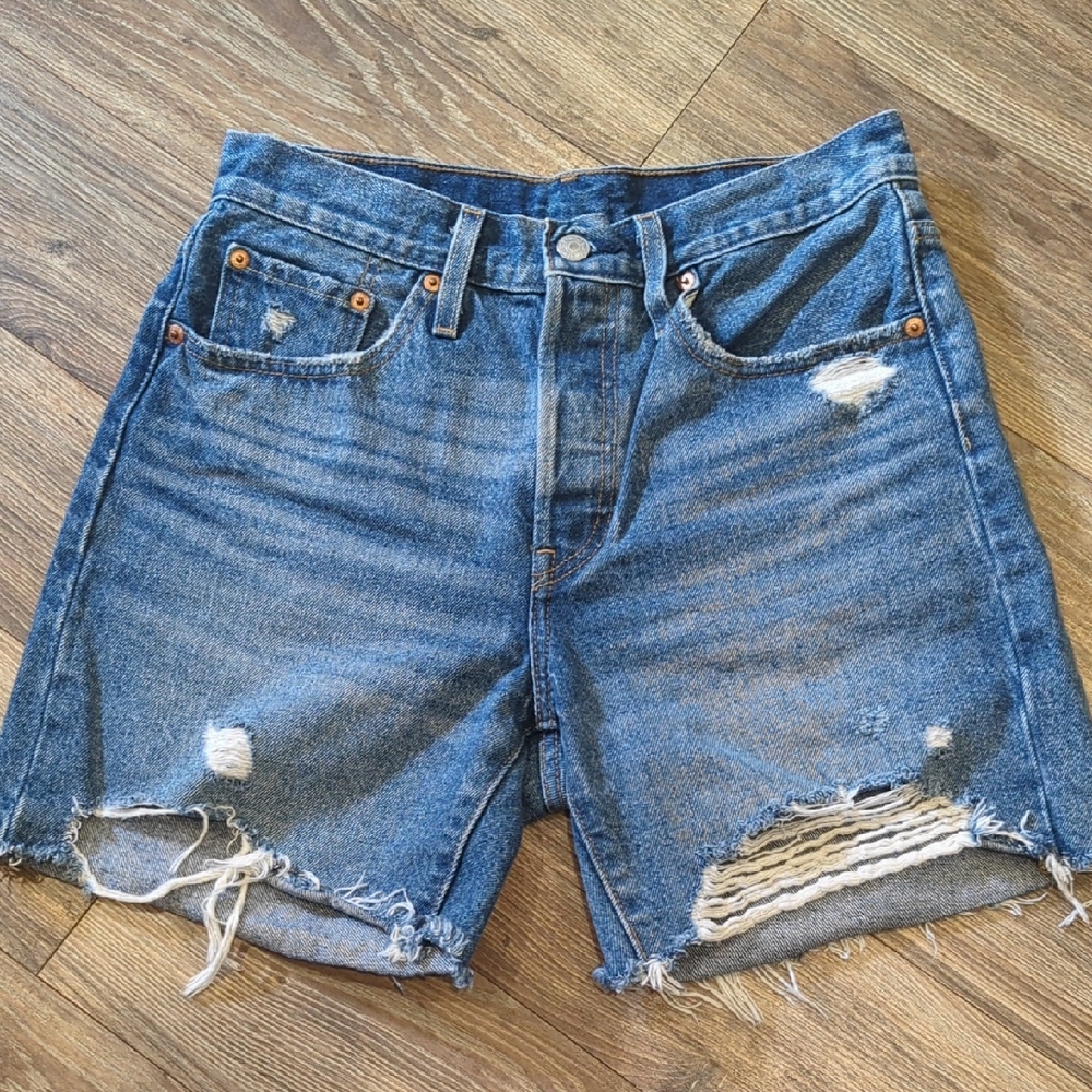 Levi's Classic Blue Denim Jeans